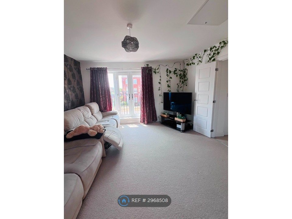Property photo 2 of 26