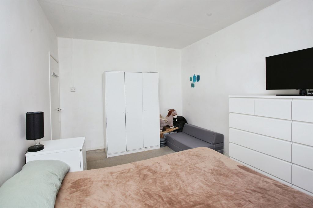 Additional image 12 of 2 bed flat for saleTrem Twyn Barlwm, Two Locks, Cwmbran NP44