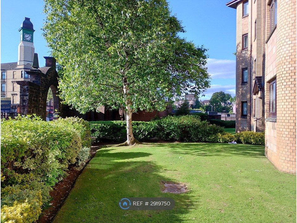 Property photo 1 of 10 Front Garden Grounds