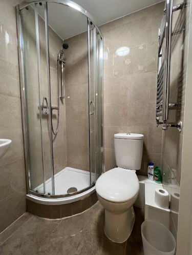 Property photo 3 of 3