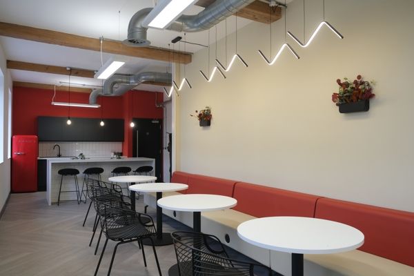 Property photo 3 of 9 Photo 2