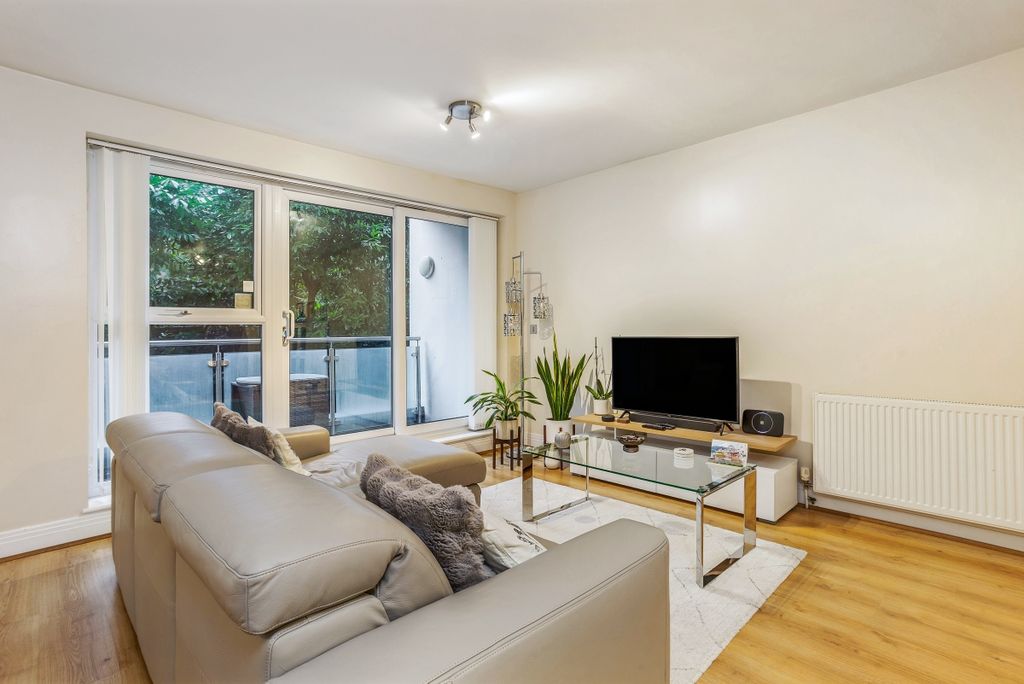 Property photo 2 of 21 83275_Apartment-1...