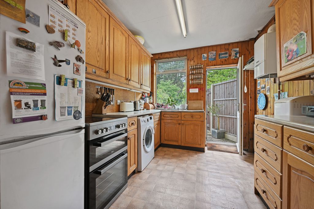 Property photo 3 of 12 3