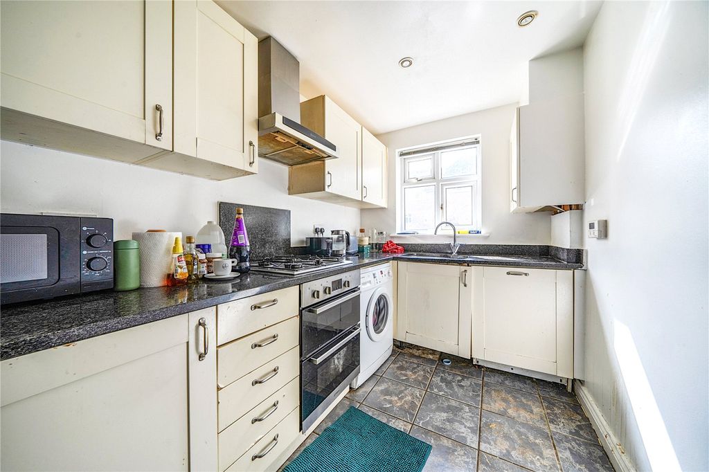 Property photo 3 of 15 Picture No. 20