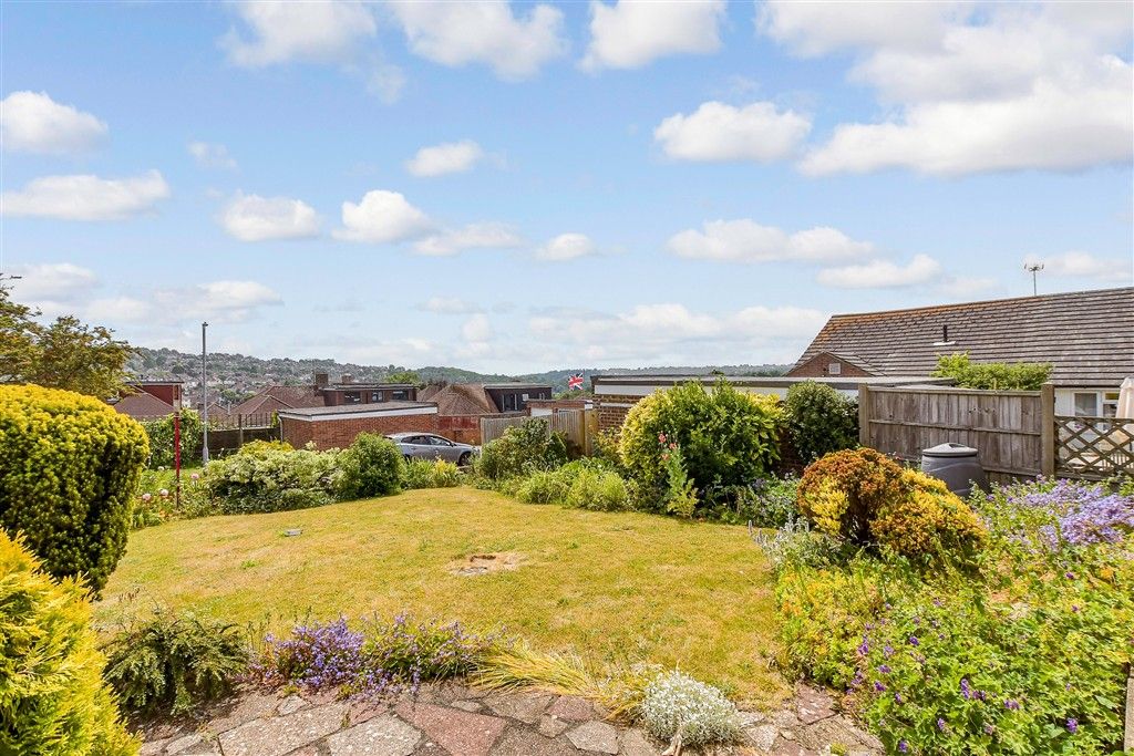 Property photo 1 of 14 Front Garden