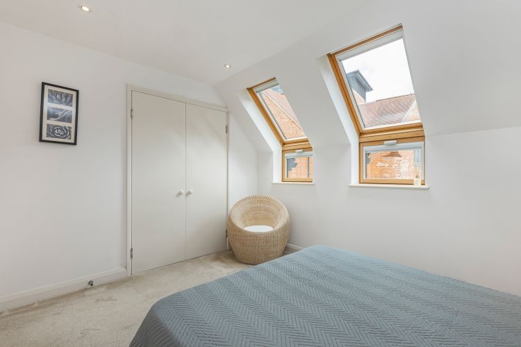 Property photo 2 of 10 303956