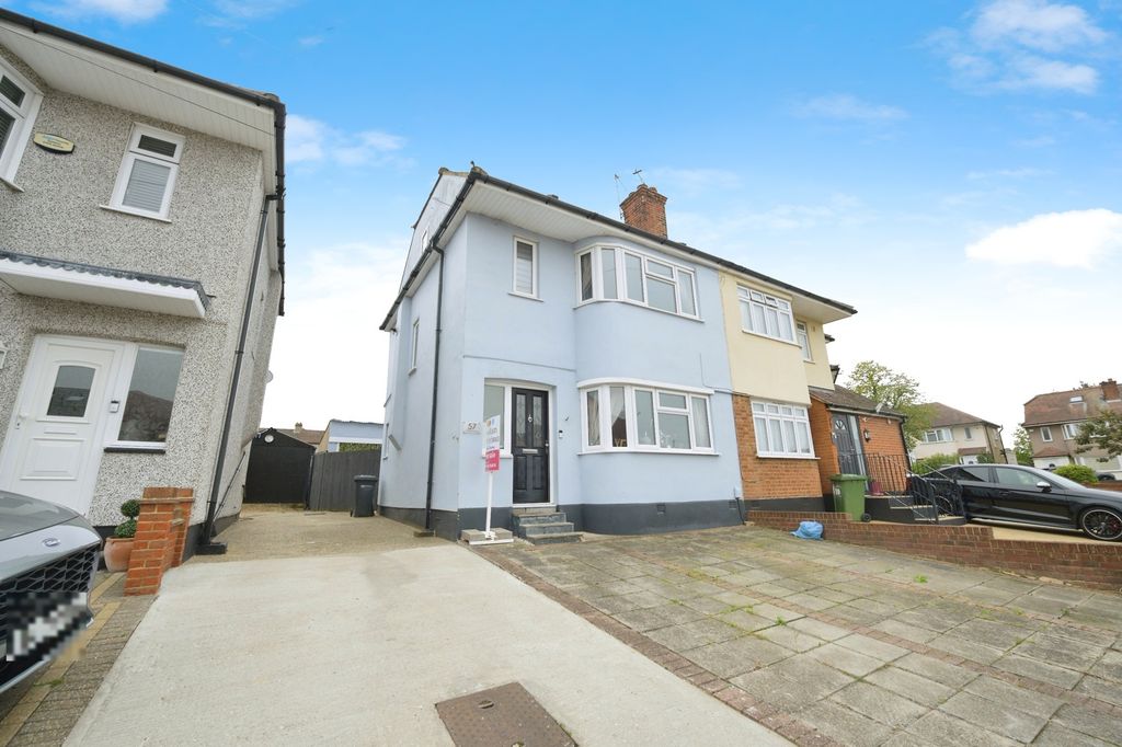 Property photo 1 of 15 Photo