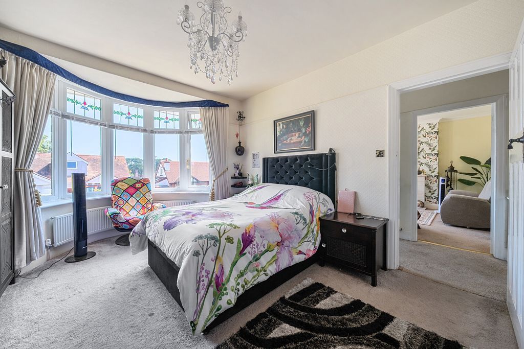 Property photo 3 of 22 24-6A7Db16391A79-...