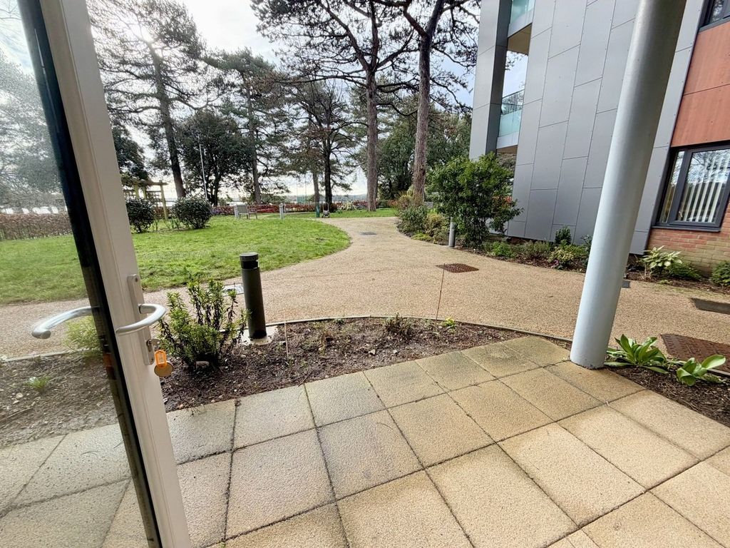 Property photo 3 of 28