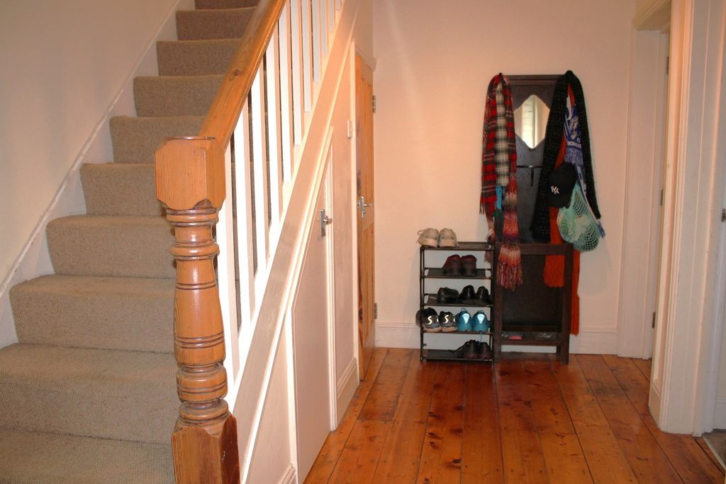 Property photo 2 of 25 Hall