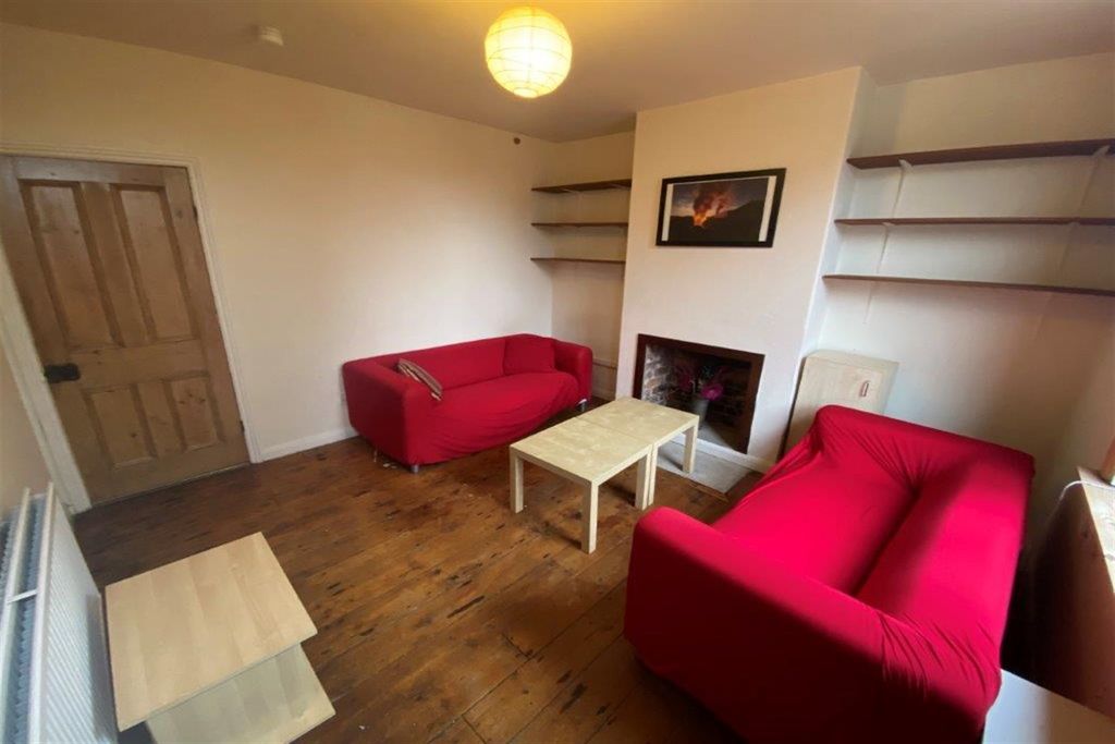 Property photo 2 of 12 ,