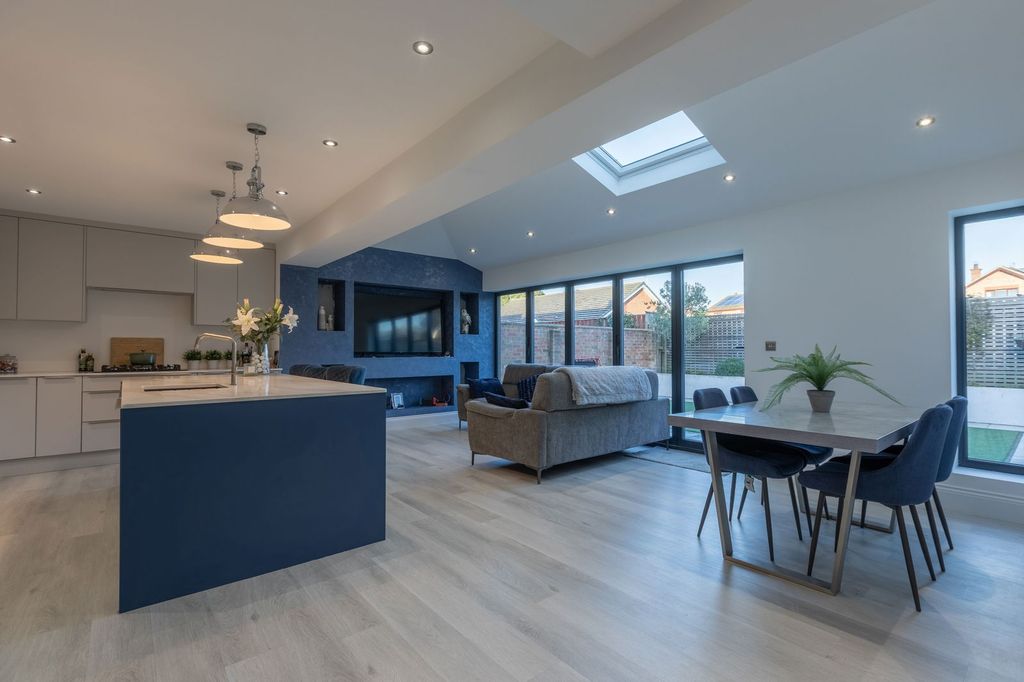 Property photo 3 of 22