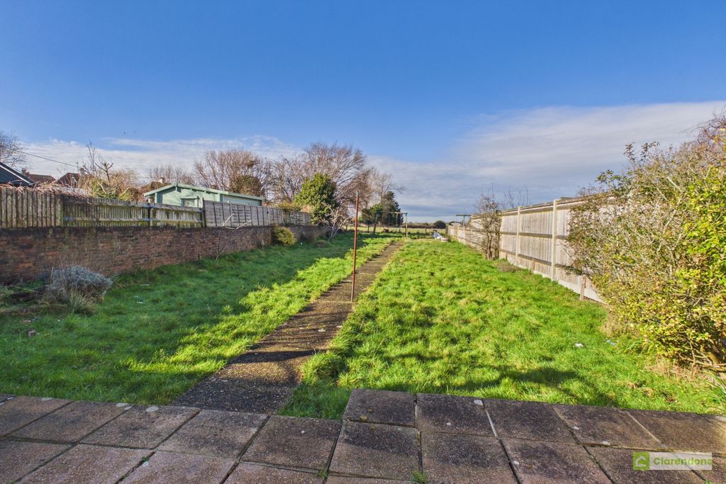 Property photo 2 of 19 Cam02528G0-Pr0433-Still005