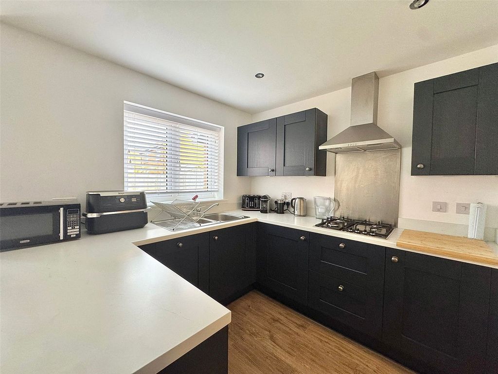 Property photo 3 of 13 Picture No. 22