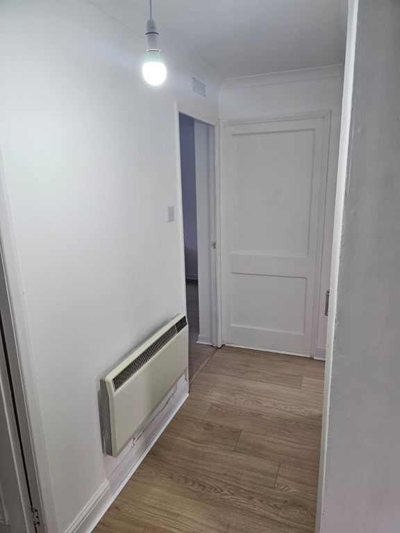 Additional image 12 of 1 bed flat to rentCastleton Drive, Newton Mearns G77