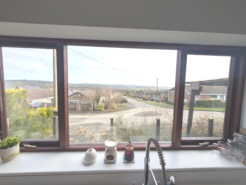 Property photo 1 of 14 Kitchen