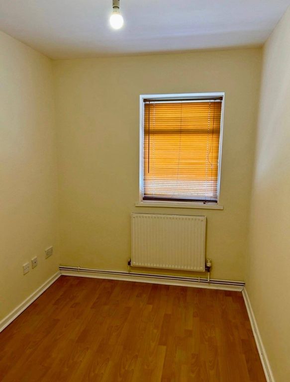 Property photo 2 of 7 Gallery