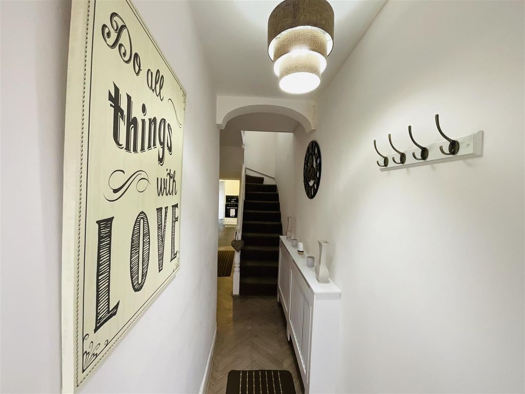 Property photo 3 of 44 Img_9076.Jpeg