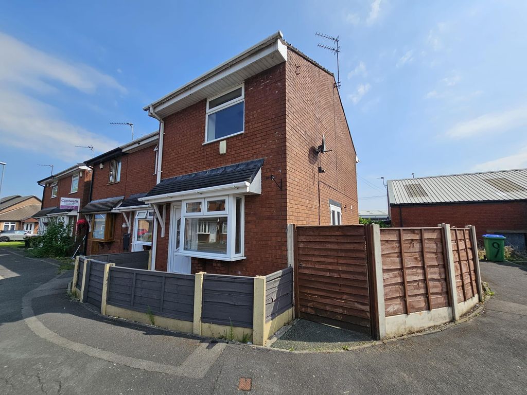 Property photo 1 of 21 Front 2