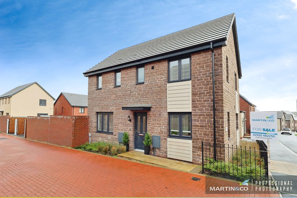 Property photo 1 of 34