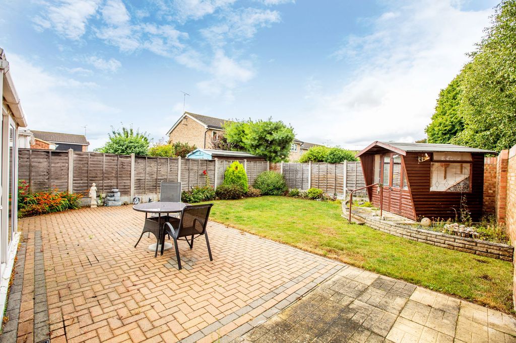 Property photo 2 of 24