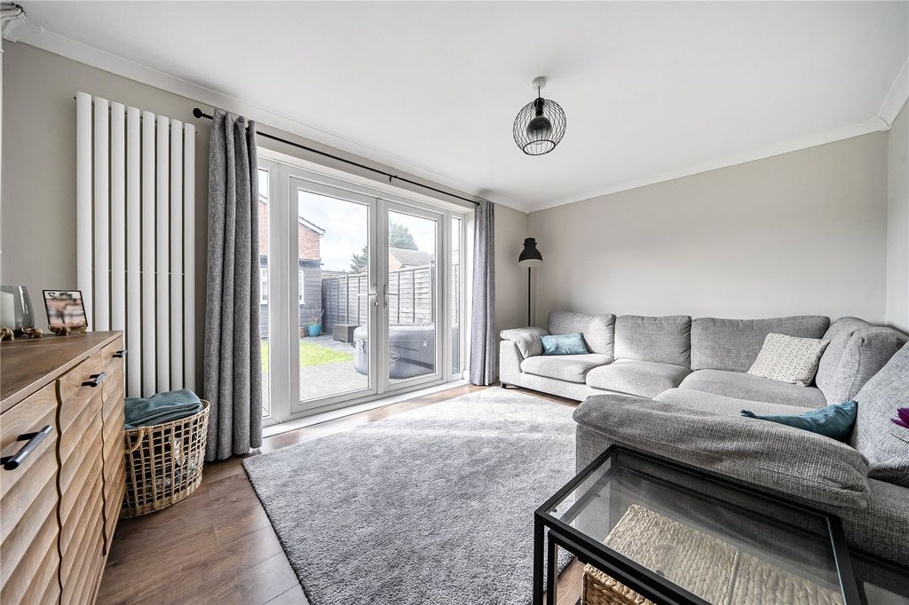 Property photo 3 of 13 Picture No. 12