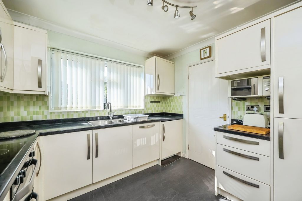 Property photo 2 of 20 Pbox-Img.Jpg