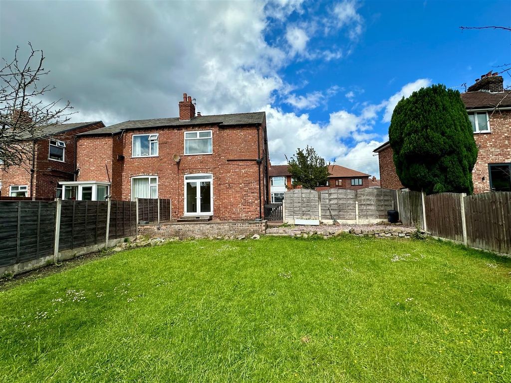 Property photo 3 of 13