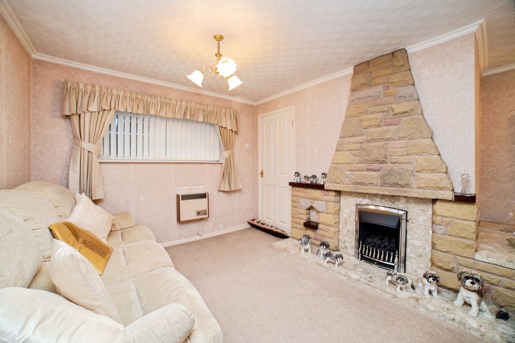 Property photo 2 of 18 Pbox-Img.Jpg