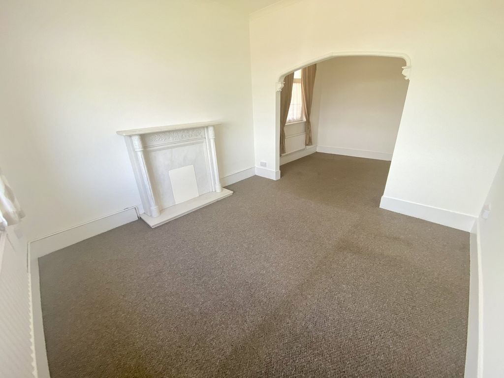 Property photo 3 of 12 Lounge-Dining Room
