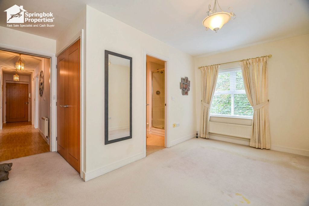 Property photo 3 of 11 Image 2