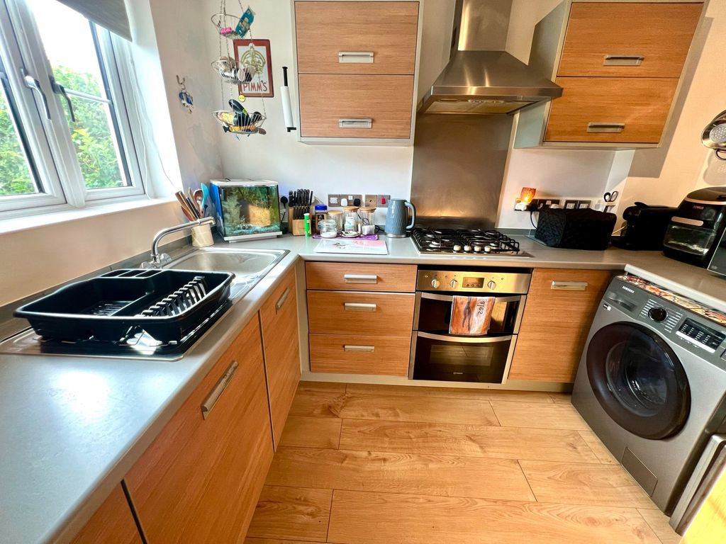 Property photo 3 of 15