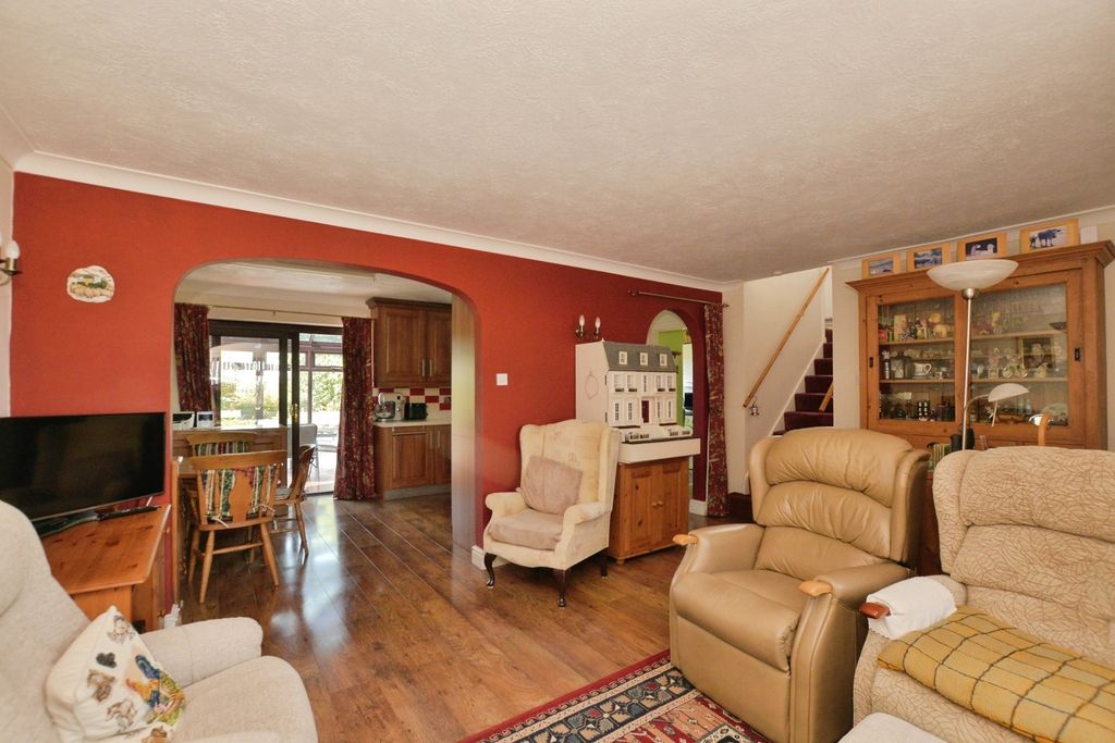 Property photo 2 of 20 Pbox-Img.Jpg