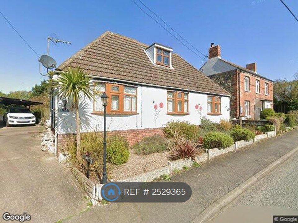 Property photo 1 of 15 Gas Central Heating Bungalow