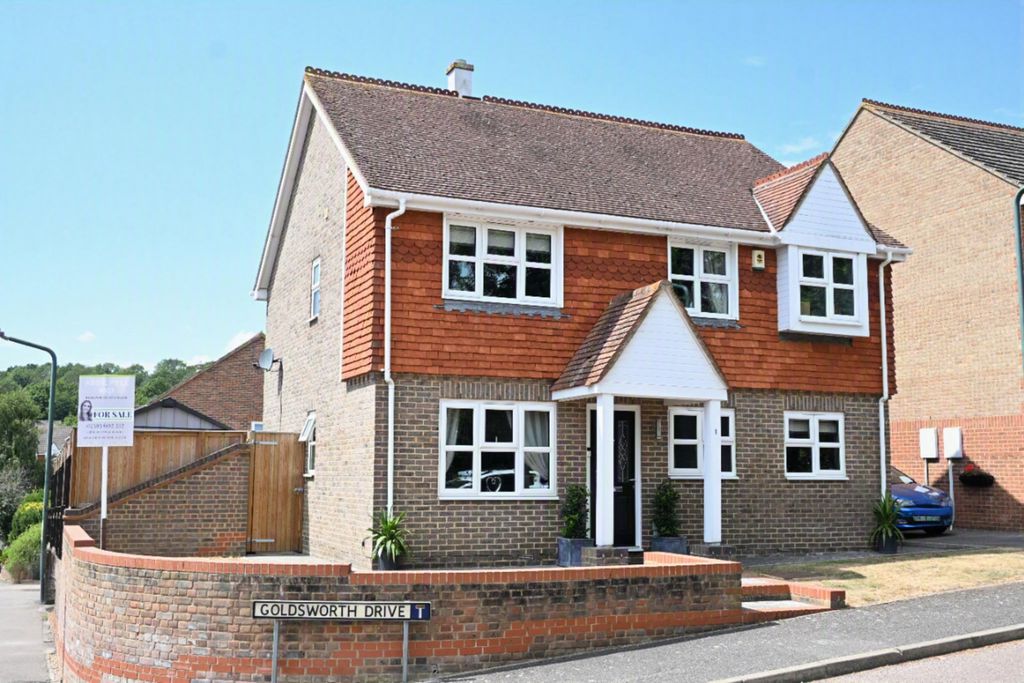 Property photo 1 of 24