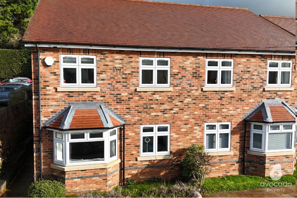 Property photo 1 of 31 4870950