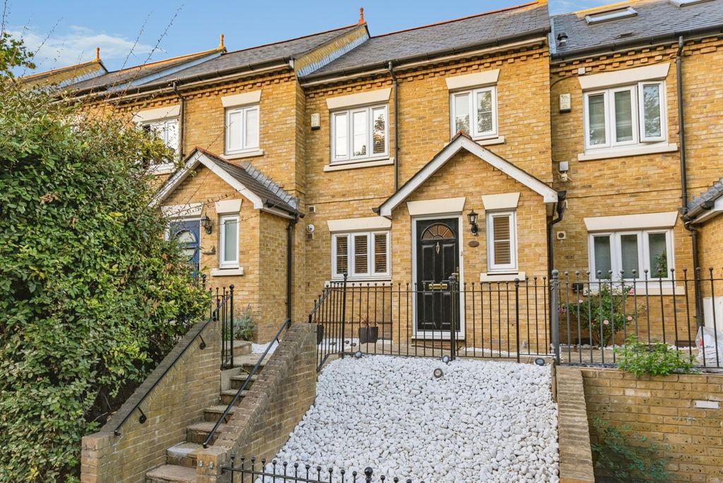 Property photo 1 of 11 1