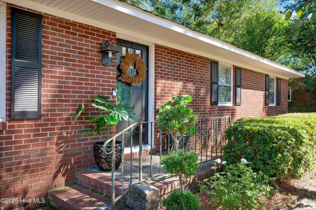 Property photo 2 of 25 <Alttext/>