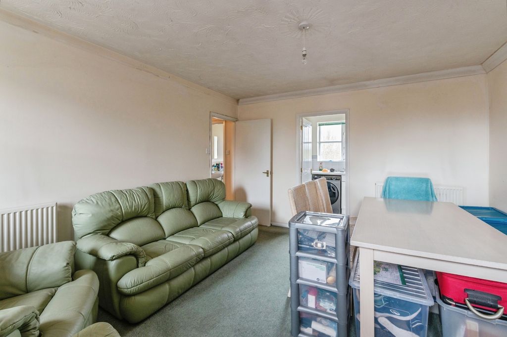 Property photo 3 of 11 Pbox-Img.Jpg