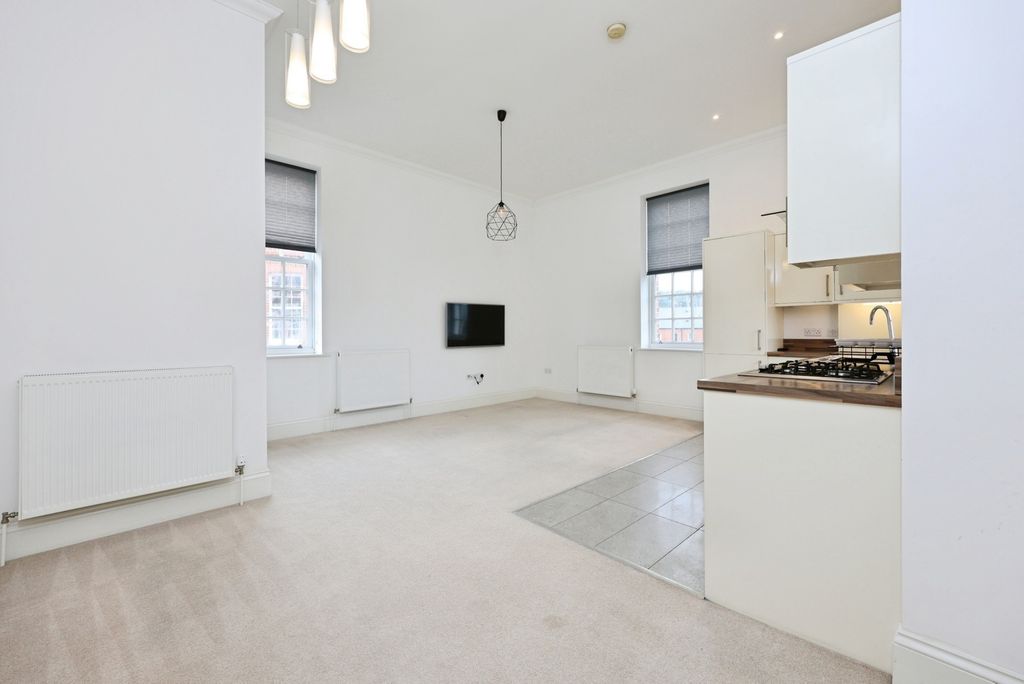 Property photo 3 of 17 Living Area