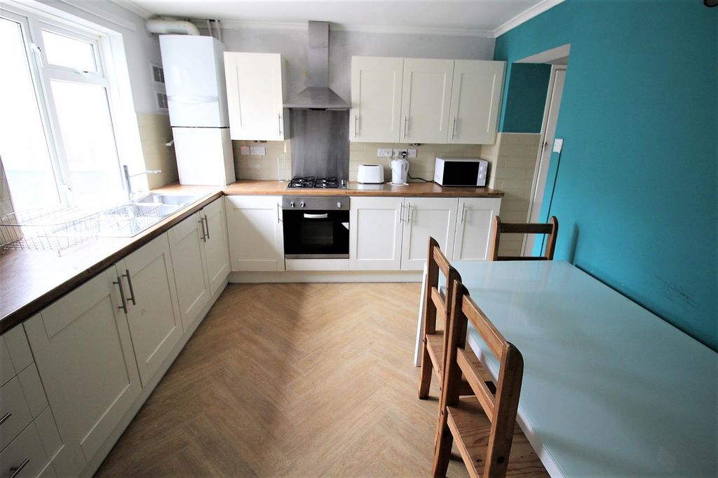 Property photo 3 of 5 1.Jpg
