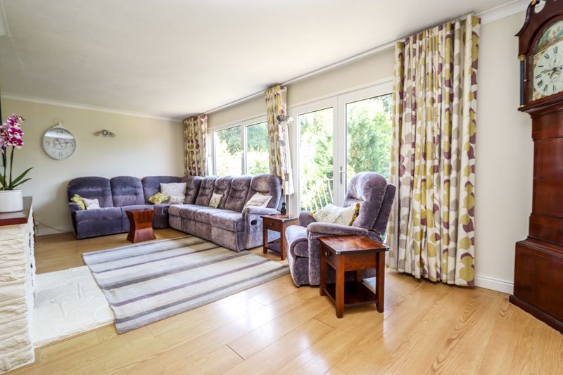 Property photo 2 of 22 Sitting Room