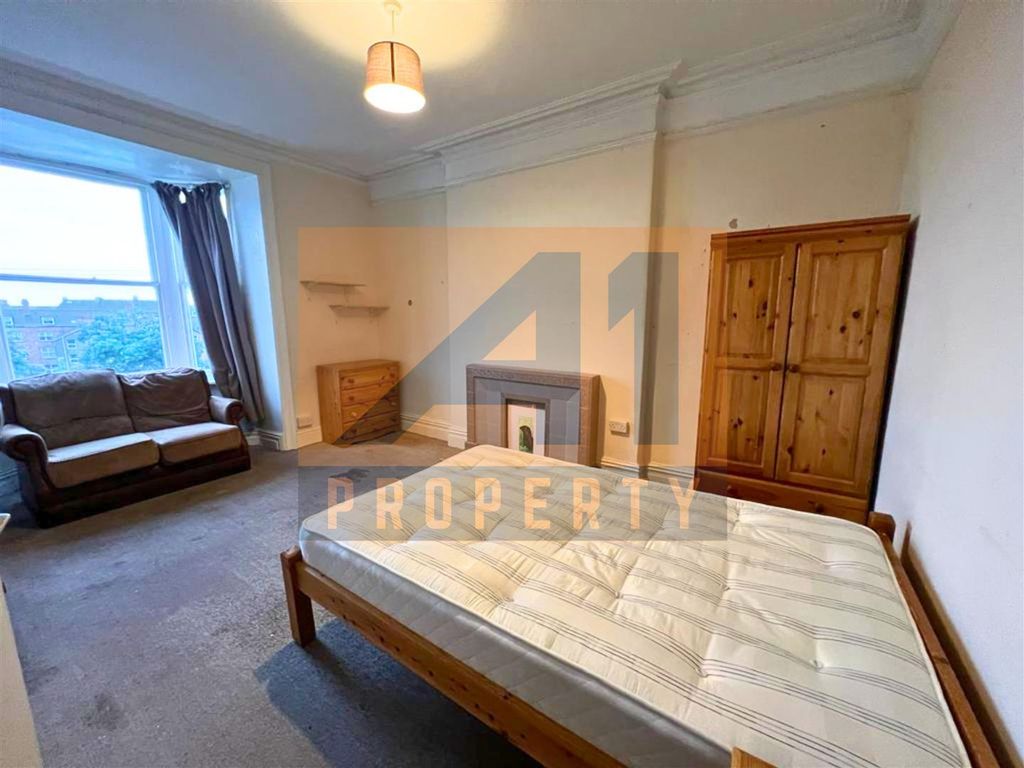 Property photo 1 of 13 Room 4.Jpg