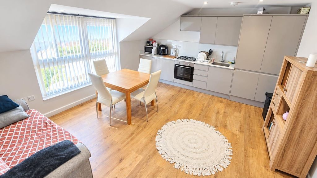 Property photo 2 of 6 93Af56F6-1d41-4c42-Ab6B-89B28Fb63Cad.Jpg