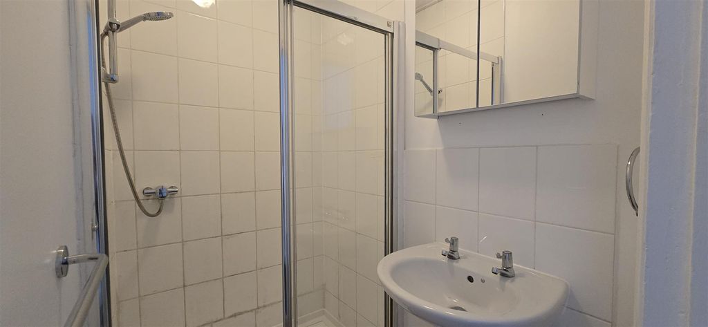 Property photo 2 of 8 20260803_141344.Jpg