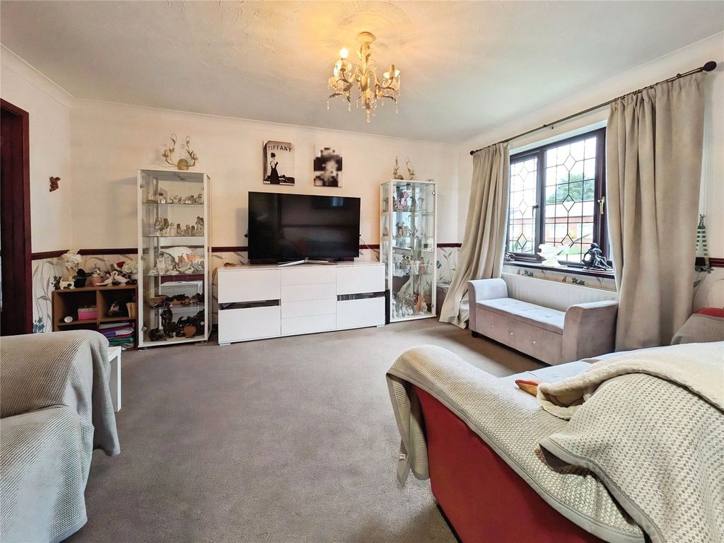 Property photo 2 of 13 Picture No. 22