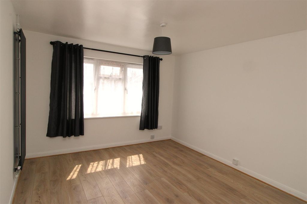 Property photo 2 of 7 Img_4840.Jpg