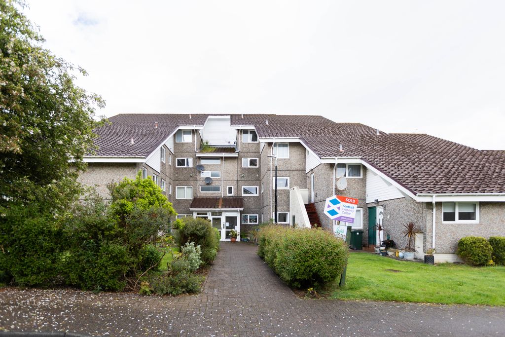 Property photo 1 of 29