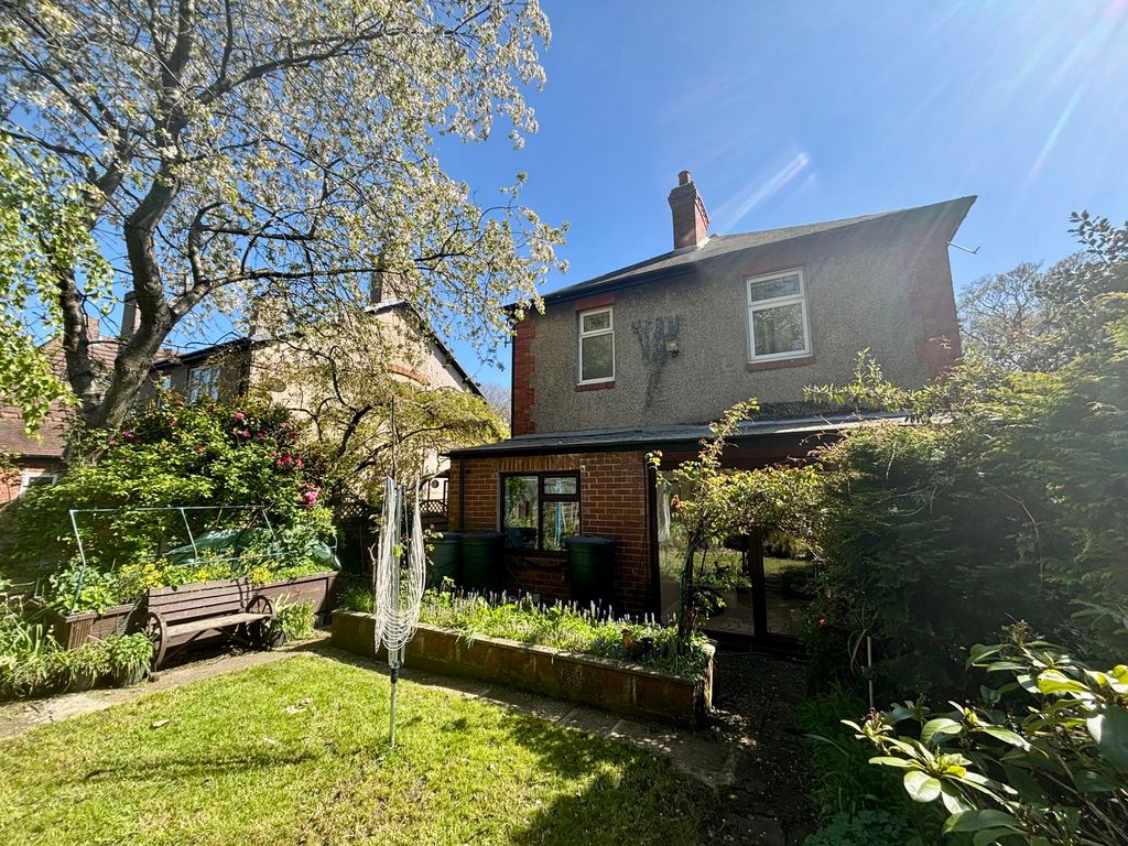 Property photo 2 of 24