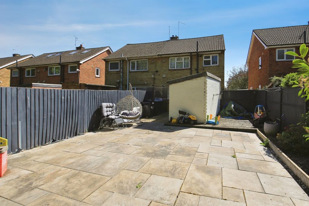 Property photo 2 of 4